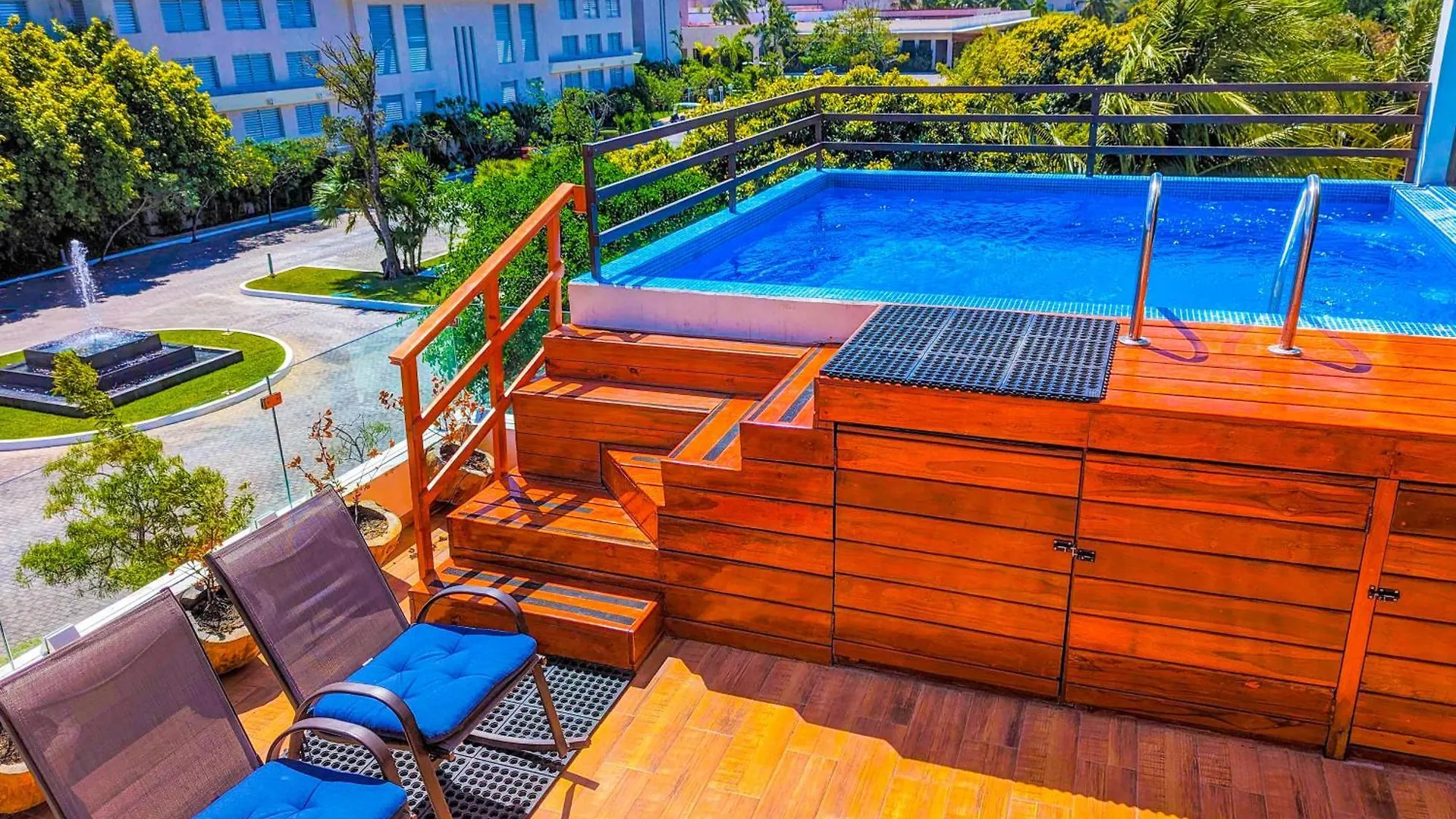 500M To Beach L King & Queen Beds Kitchen L Pool Patio Gym Bikes Ac 20205 신데 델 카르멘